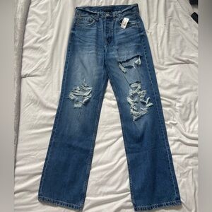 High waisted baggy jeans